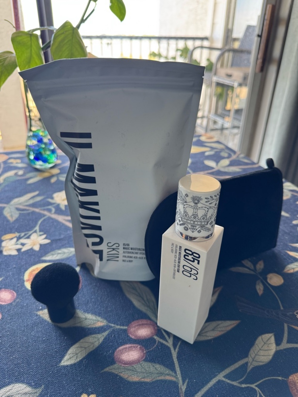 85/66 IL Makiage Face & Body Magic Moisturizing Sun Foam Complete Pack